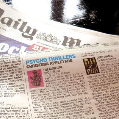 Dead Ringer reviewed in the Daily Mail
